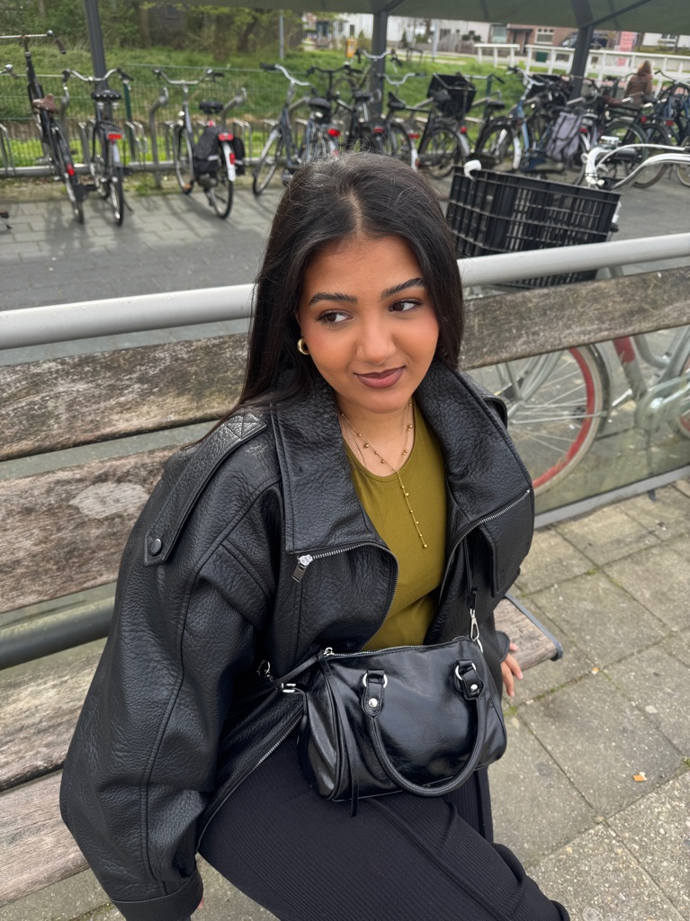 Yasmine BNG